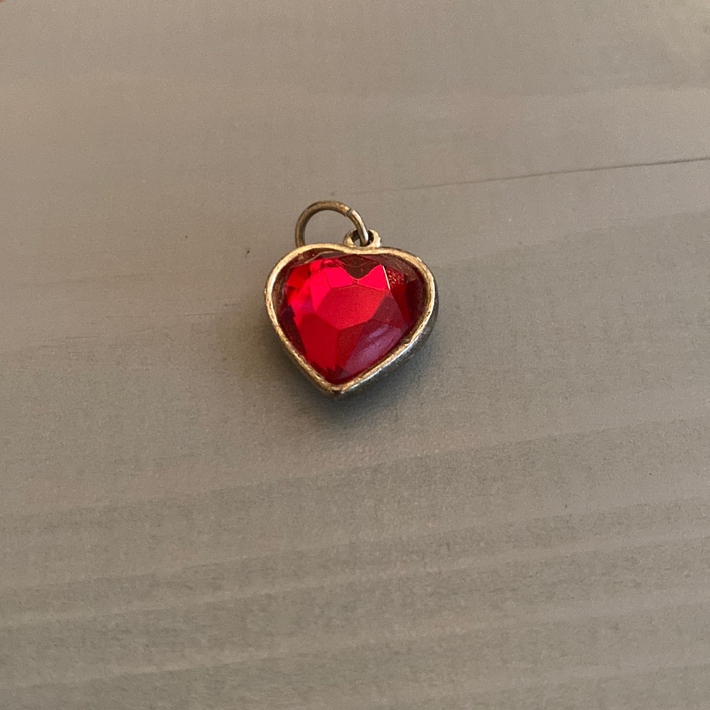 Garnet Looking Necklace Charm!